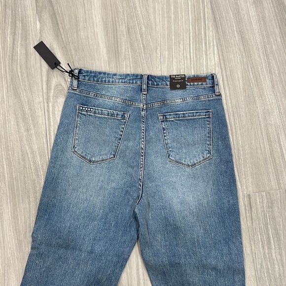 BLANK NYC Baxter Ribcage straight Jeans - Picture 5 of 6